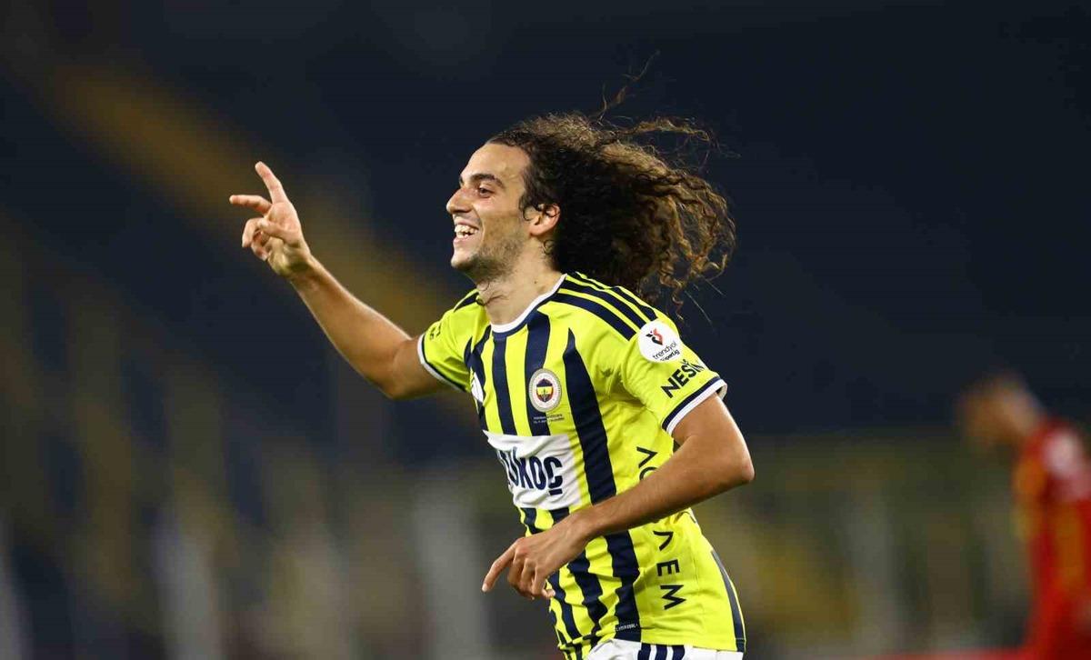 Fenerbah&ccedil;e, ligde &uuml;st &uuml;ste 2. mağlubiyetini aldı 2