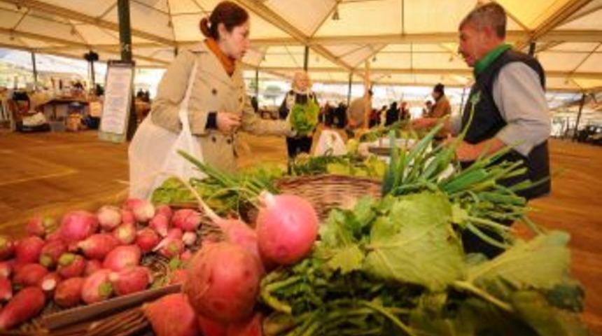 İzmir B&uuml;y&uuml;kşehir, Rus ve Amerikalı alıcıları organik &uuml;reticileriyle buluşturdu