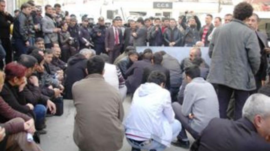 KESK&rsquo;in y&uuml;r&uuml;y&uuml;ş&uuml;ne izin verilmedi..