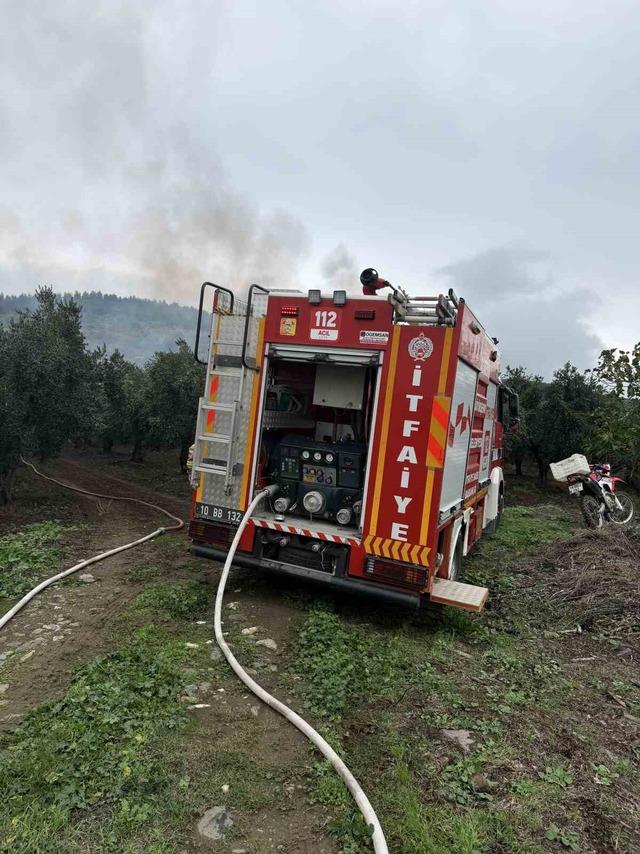 Balıkesir de evde yangın 1