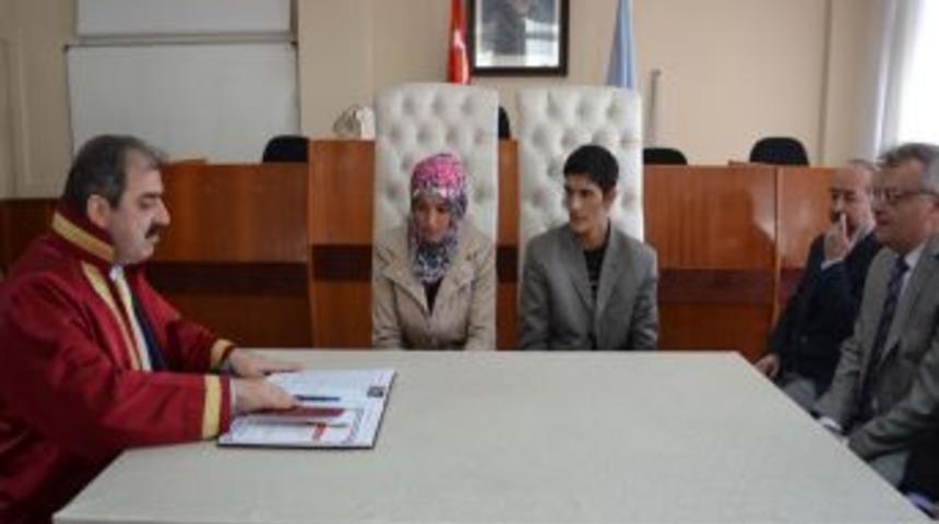 Depremzede gen&ccedil;ler &Ccedil;ankırı'da evlendi