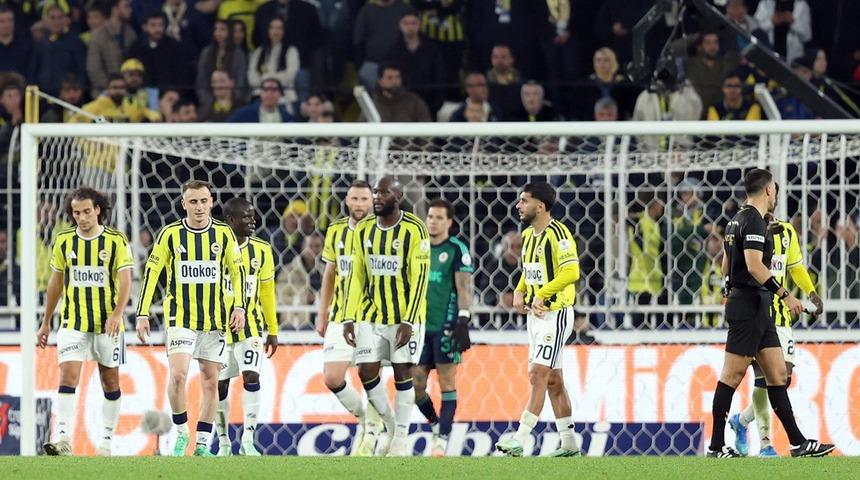 Fenerbah&ccedil;e, ligde &uuml;st &uuml;ste 2. mağlubiyetini aldı