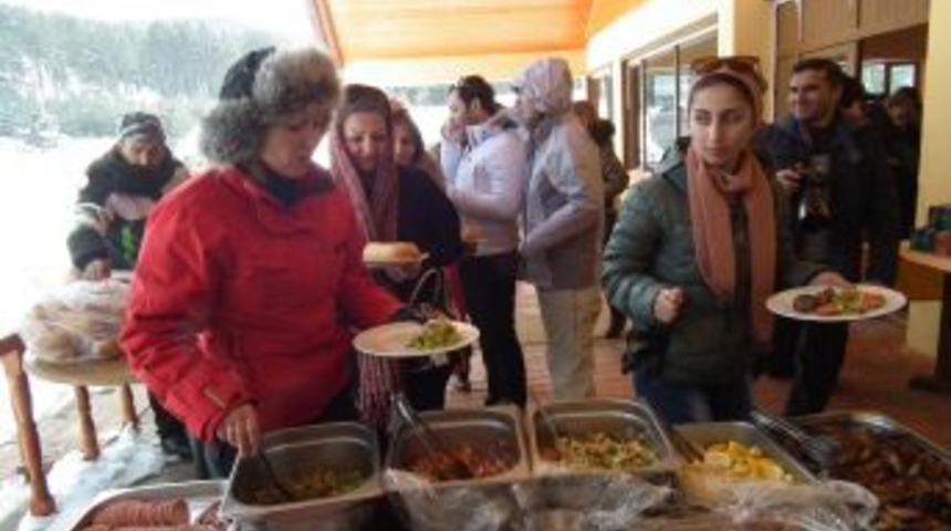 Yabancı gazeteci ve seyahat acenteleri temsilcileri Sarıkamış&rsquo;a hayran kaldı