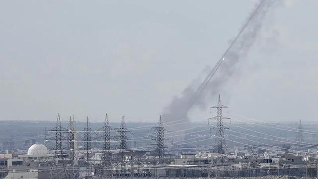 AP: İran'ın Orta Doğu'daki 20'den fazla ABD üssüne yaptığı saldırılar, milyarlarca dolar hasara yol açtı