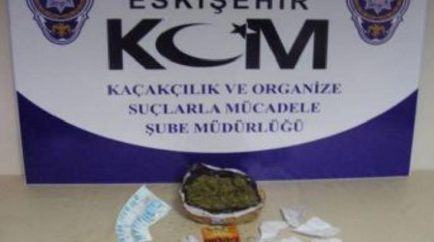 Eskişehir Emniyeti&rsquo;nden uyuşturucu operasyonu