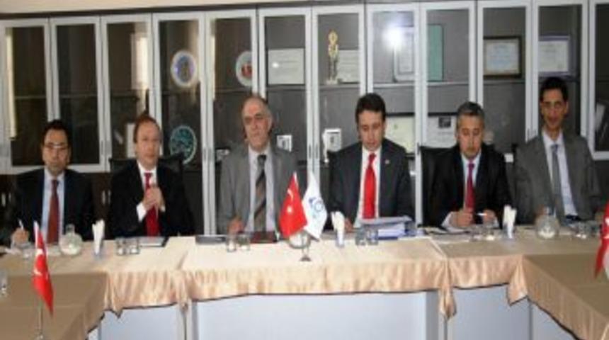 &Ccedil;alışma m&uuml;fettişleri turizmcilere eğitim semineri verdi