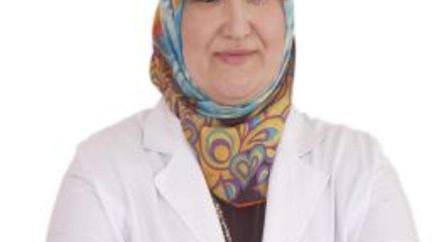 "Sigara anne karnındaki bebeğin hayatını tehdit ediyor"