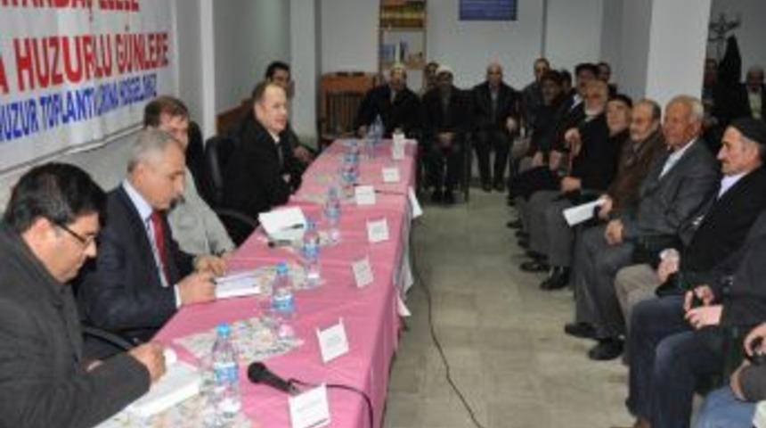 Polis ve halk huzur toplantılarında sorunlara ortak &ccedil;&ouml;z&uuml;m arıyor