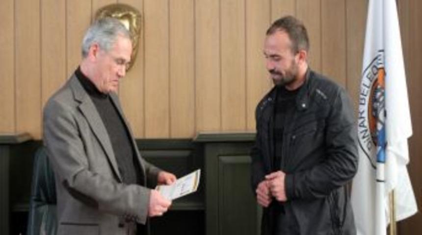 &quot;Belgesi olmayan usta inşaatta çalışamayacak&quot;