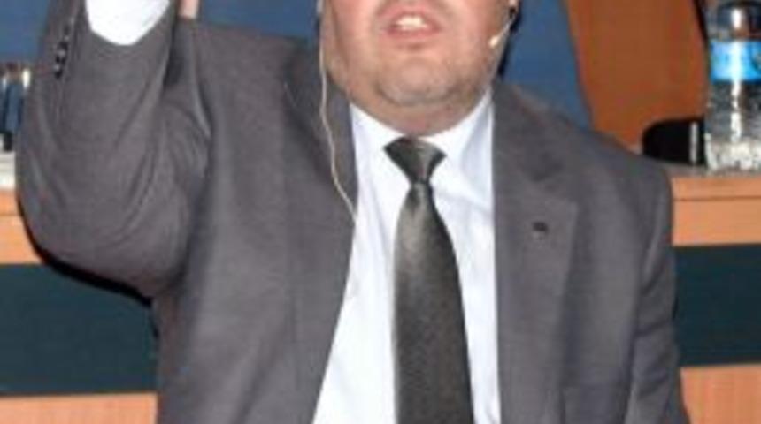 Yrd. Do&ccedil;. Dr. &Uuml;n: Kentsel d&ouml;n&uuml;ş&uuml;m i&ccedil;in gerekirse mahalleler taşınmalı