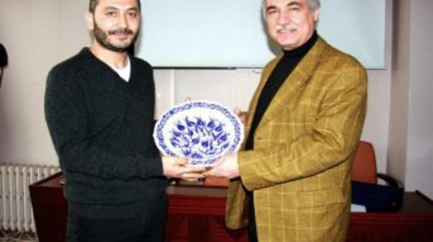 Şair &Ouml;mer Erdem: Şiirimiz T&uuml;rkiye'nin kimliğine dokunmamalı