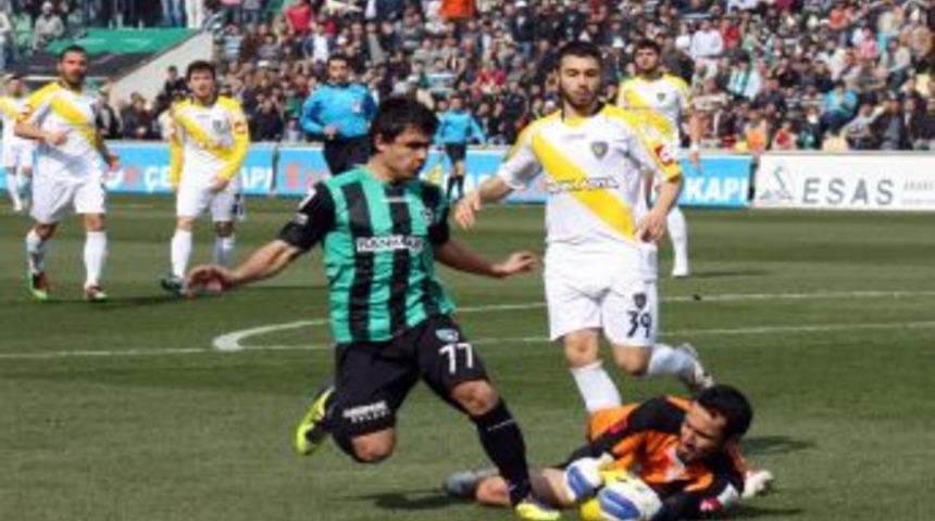 Denizlispor-Bucaspor karşılaşması