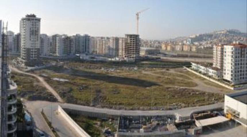 İzmir Mavişehir&rsquo;e yeni yollar ve yeni k&ouml;pr&uuml;ler yapılacak
