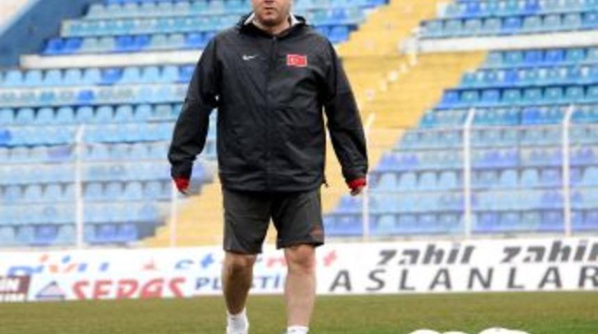 A2 Milliler, Estonya ma&ccedil;ı hazırlıklarına başladı