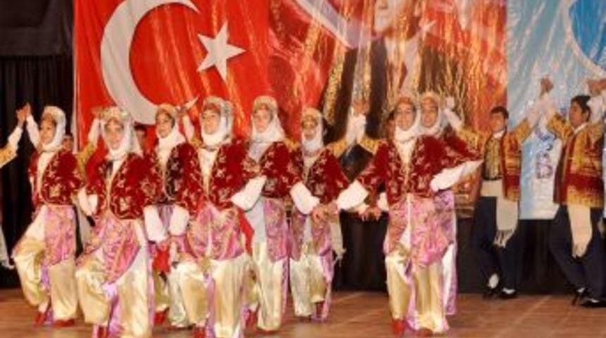 &Ccedil;ukurova Belediyesi halk oyunlarında birincilik i&ccedil;in yarışacak