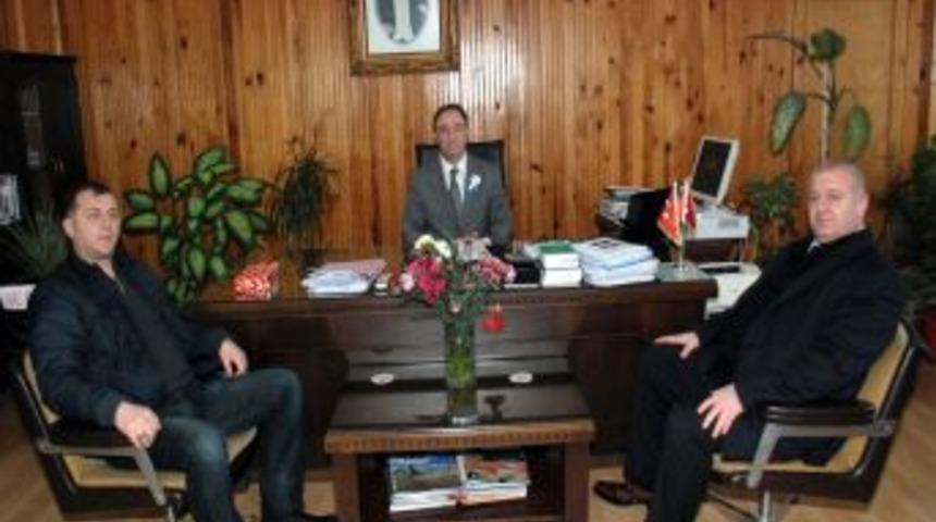 Yazıcıoğlu kardeşler, G&uuml;lmez&rsquo;i ziyaret etti