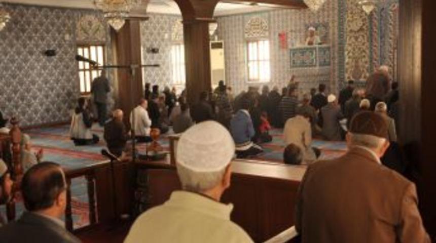 Erbakan i&ccedil;in Mevli-i Şerif okundu