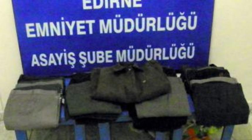 Cezaevinden &ccedil;ıktıktan sonra mağaza soydu