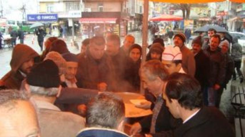 Erbakan &ouml;l&uuml;m&uuml;n&uuml;n 1.yıld&ouml;n&uuml;m&uuml;nde anıldı