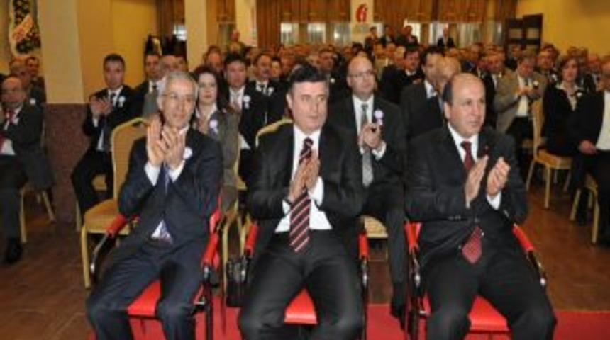 Vali Arslan: Allah size bol kazan&ccedil; versin siz de devlete bol bol vergi verin