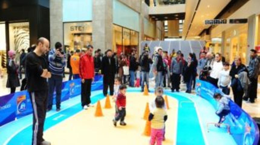 D&uuml;nya Salon Atletizm Şampiyonası'nın tanıtım etkinlikleri devam ediyor