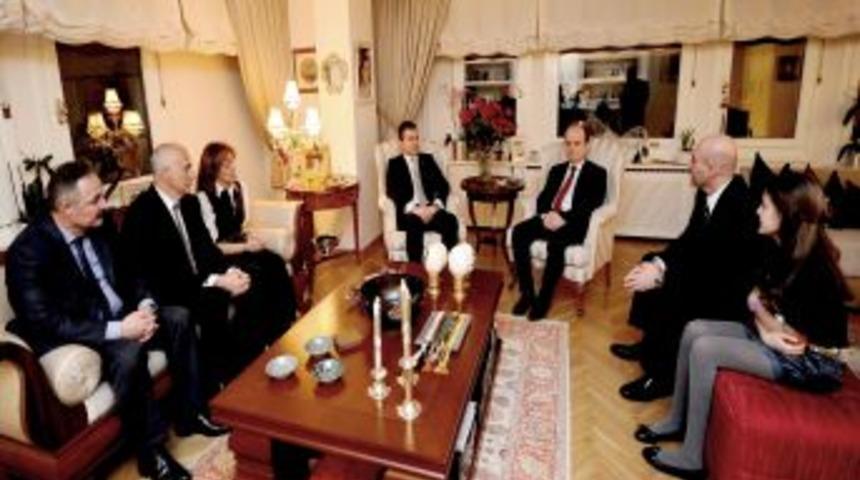 Bakan Kılı&ccedil; Aslı Nemutlu&rsquo;nun ailesini ziyaret etti