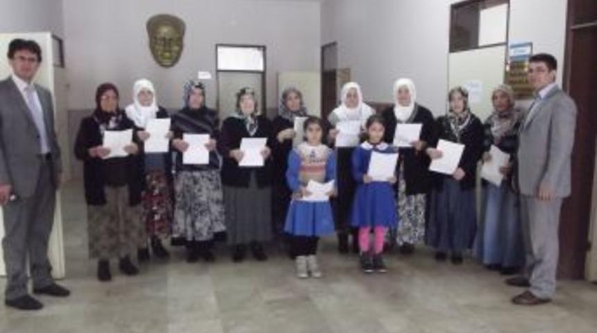 Kendi el yazılarıyla ilk mektubu Cumhurbaşkanı G&uuml;le g&ouml;nderdiler