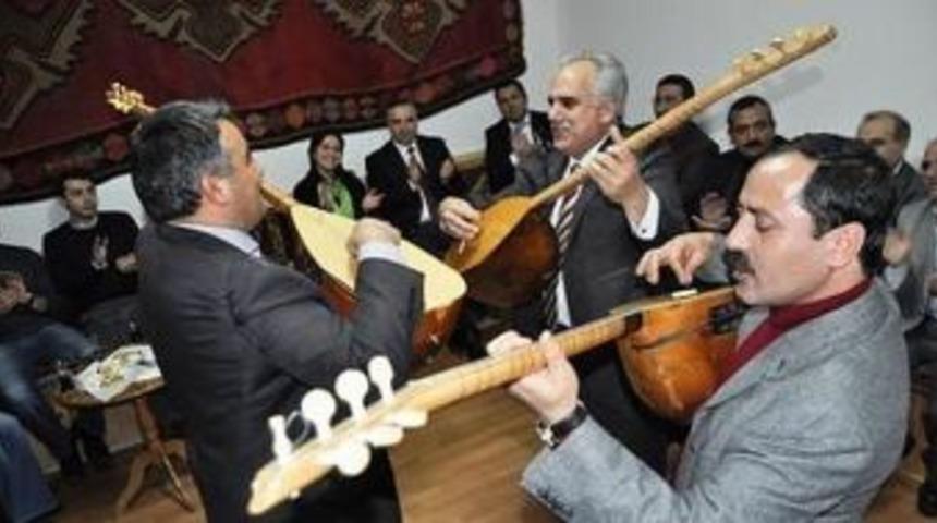 Kars Adliyesi Aşıklar Otağı&rsquo;nda