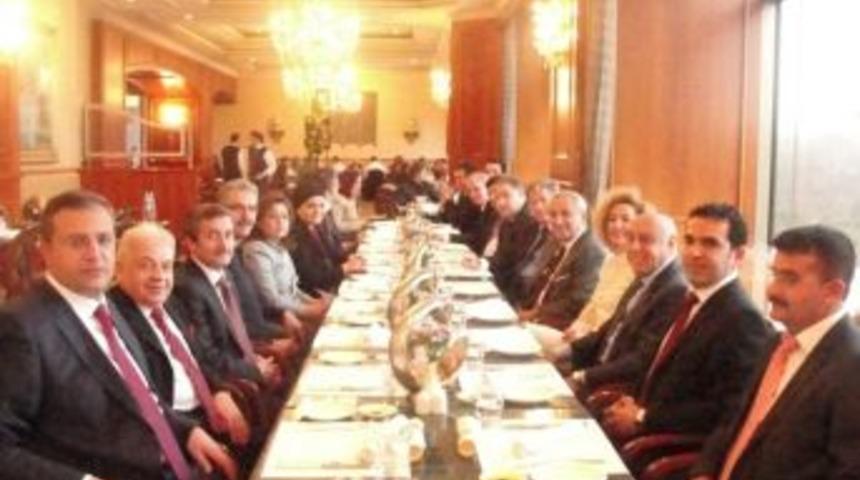 Gaziantep&rsquo;in eğitimi i&ccedil;in İstanbul&rsquo;da kenetlendiler