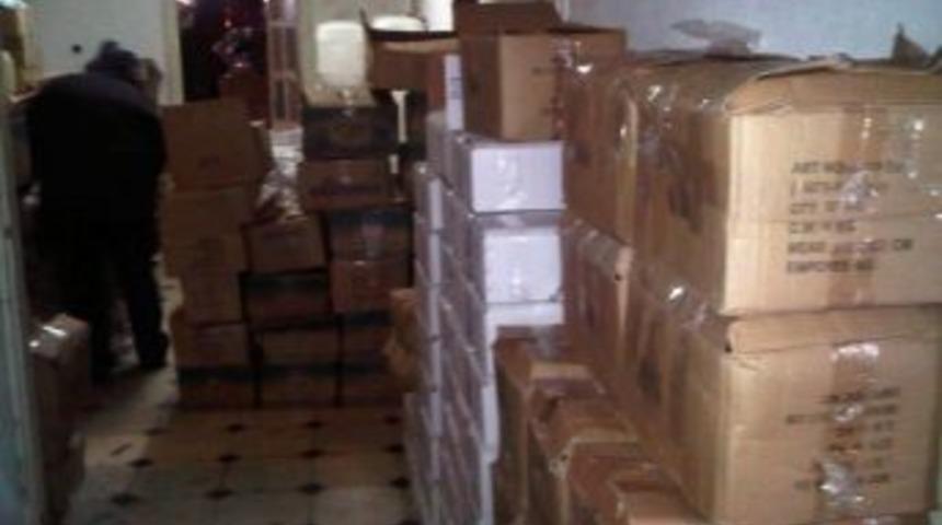 Beyoğlu&rsquo;nda sahte parf&uuml;m operasyonu