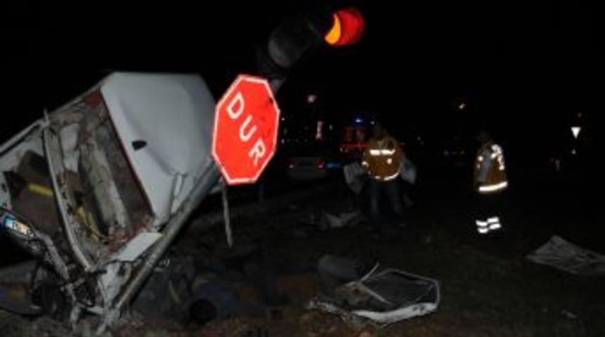 Antalya&rsquo;daki kazada &ouml;lenlerin kimlikleri belirlendi