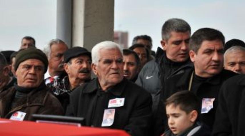 Emekli Emniyet M&uuml;d&uuml;r&uuml; Eryılmaz, son yolculuğuna uğurlandı