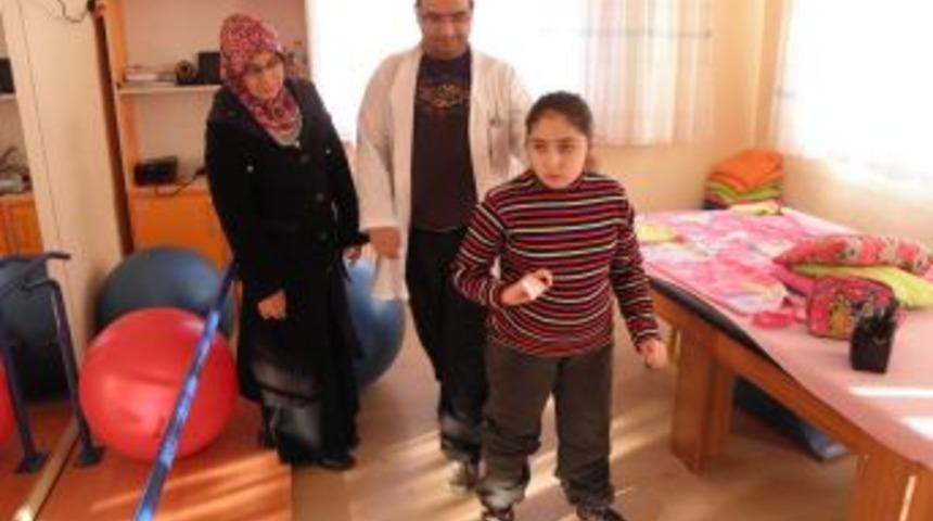 Y&uuml;r&uuml;yemez denilen Beyza artık y&uuml;r&uuml;yor