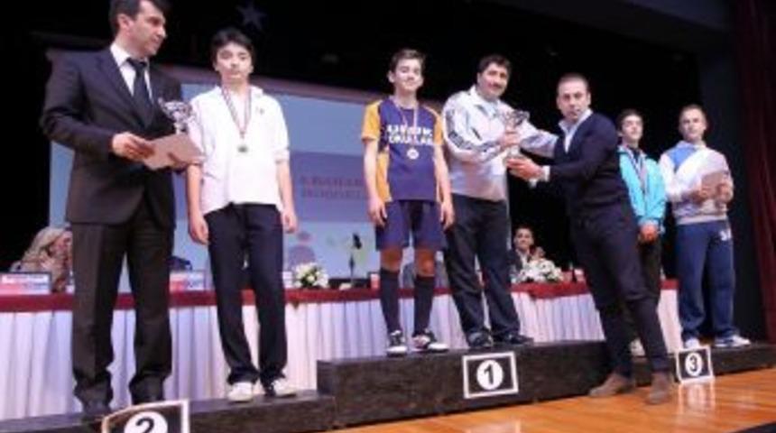 Ufukspor Futbol Takımı İstanbul Şampiyonu oldu