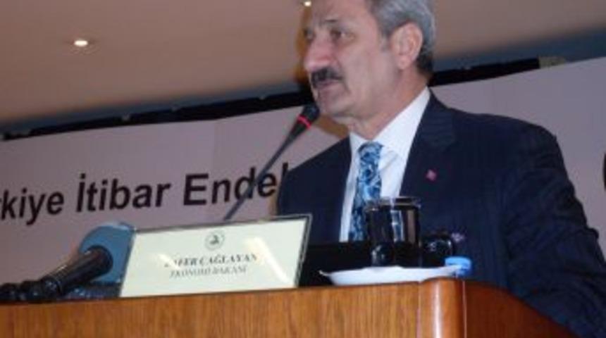 &Ccedil;ağlayan: Petrol fiyatlarına bağlı olarak faturamızda 10 milyar dolar şişecek