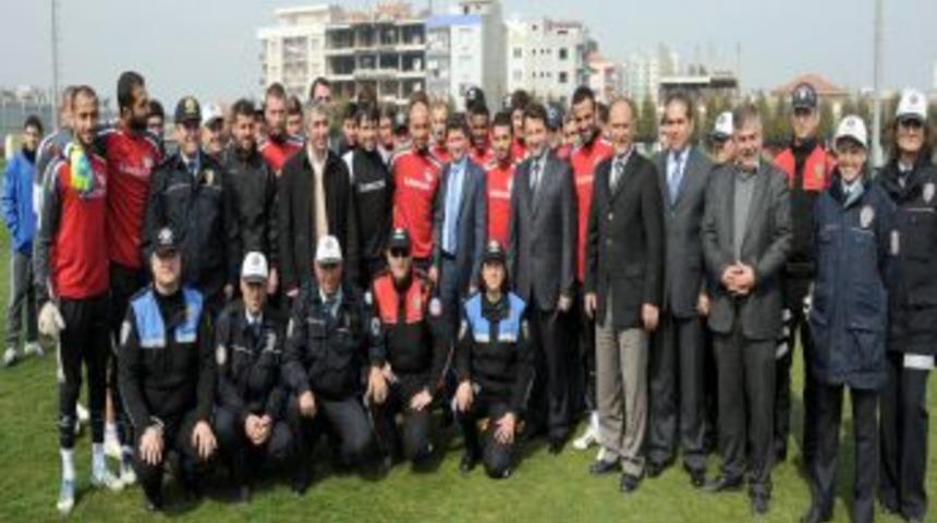 Manisaspor, Mersin İdman Yurdu ma&ccedil;ını kırılma noktası olarak g&ouml;r&uuml;yor