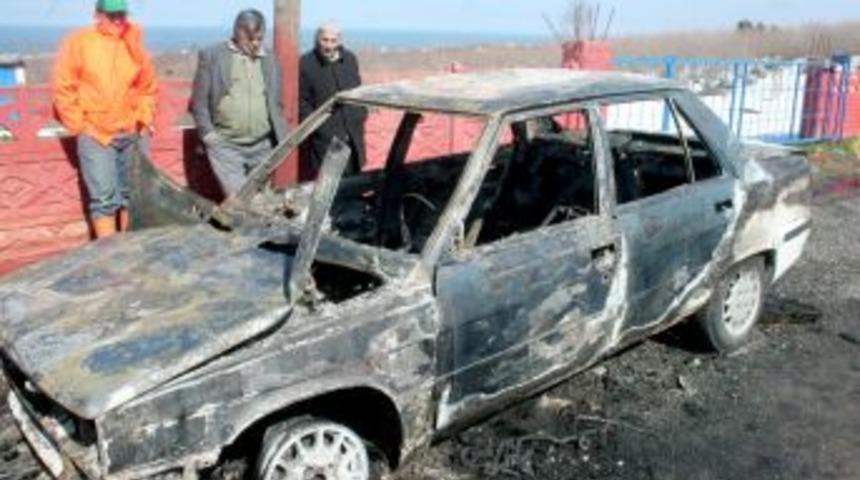 'Arabam yanıyor' şakası ger&ccedil;ek olunca &uuml;z&uuml;ld&uuml;