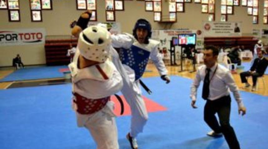 Ensar Uğuz, Türkiye'nin gururu oldu