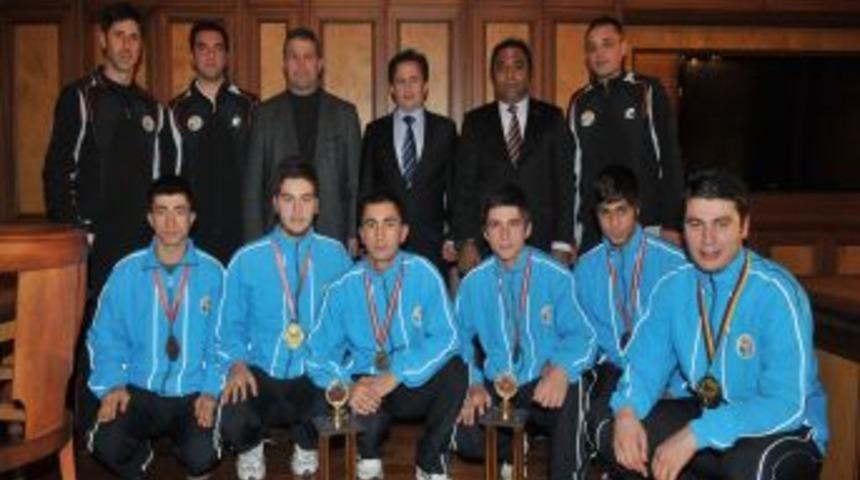 Milli Takıma Tuzla'dan 3 sporcu