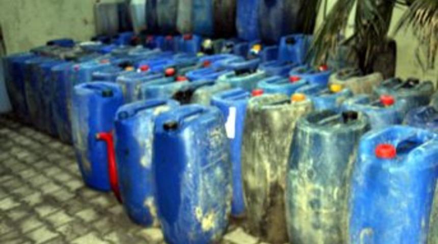 Mazot ka&ccedil;ak&ccedil;ıları Asi Nehrine y&ouml;neldi