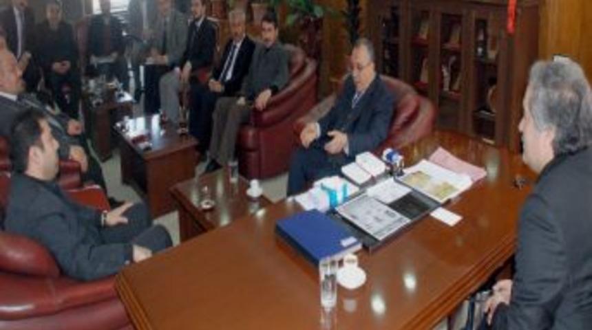 Başkan K&uuml;&ccedil;&uuml;k: Kutlu Doğum Platformu&rsquo;na elden gelen katkıyı yapacağız