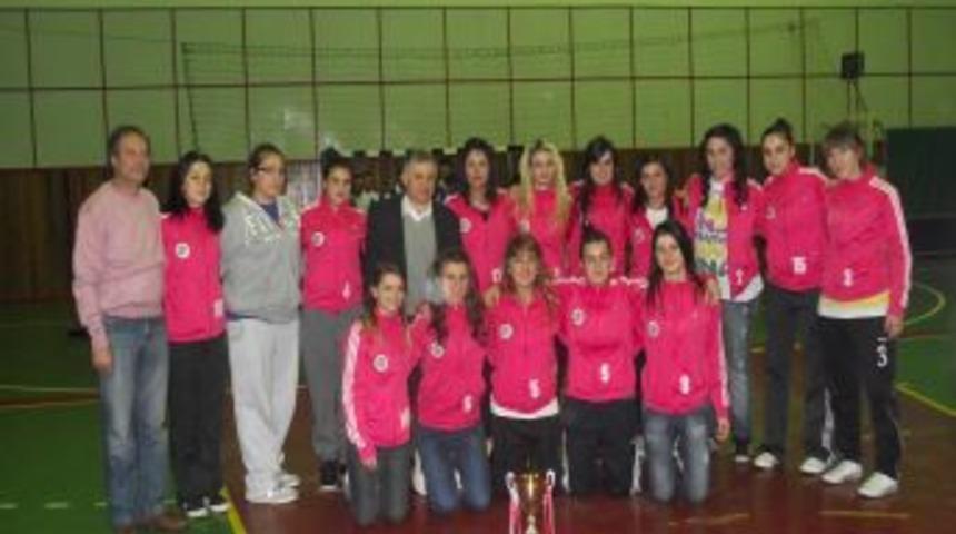 Atat&uuml;rk &Uuml;inversitesi, sporda da başarılarıyla g&ouml;z dolduruyor