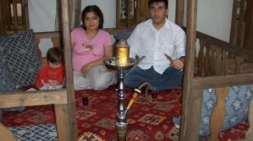 Erbaa'da karı-koca evlerinde silahla vuruldu