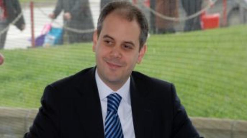 &Ccedil;ağatay Kılı&ccedil;, AK Parti Dış İlişkiler Başkan Yardımcısı oldu