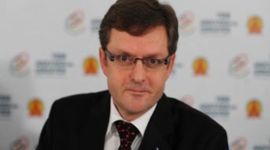 'Anayasa'da 12 gerilim hattı var, T&uuml;rkiye fonksiyonel il y&ouml;netimine ge&ccedil;meli'