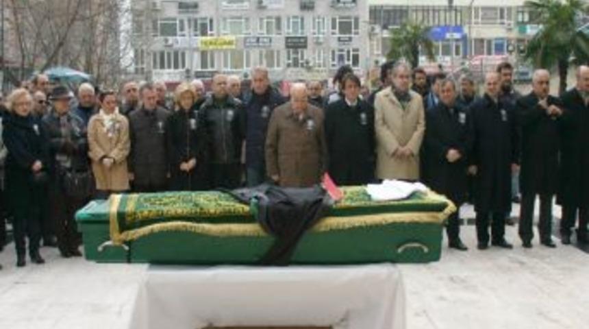 Eski Baro Başkanı Akmansoy'un cenazesi toprağa verildi