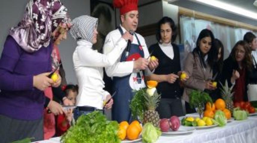 Oktay Usta Karamanlı bayanları yarıştırdı