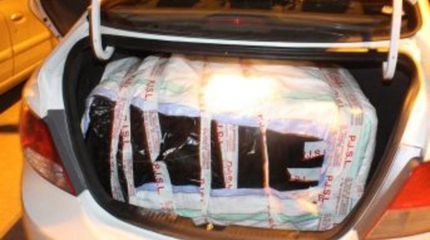 Osmaniye&rsquo;de uyuşturucu operasyonu polis tarafından kaydedildi