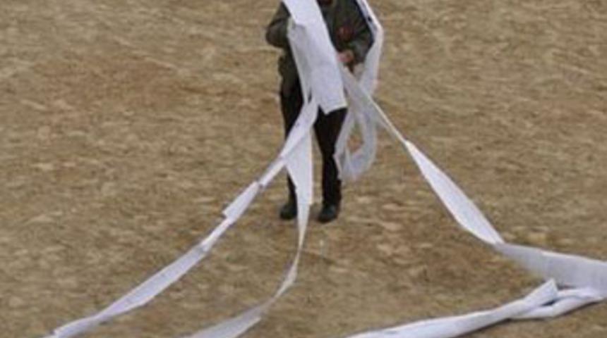 Başbakan'a İzmir'den farklı mektup