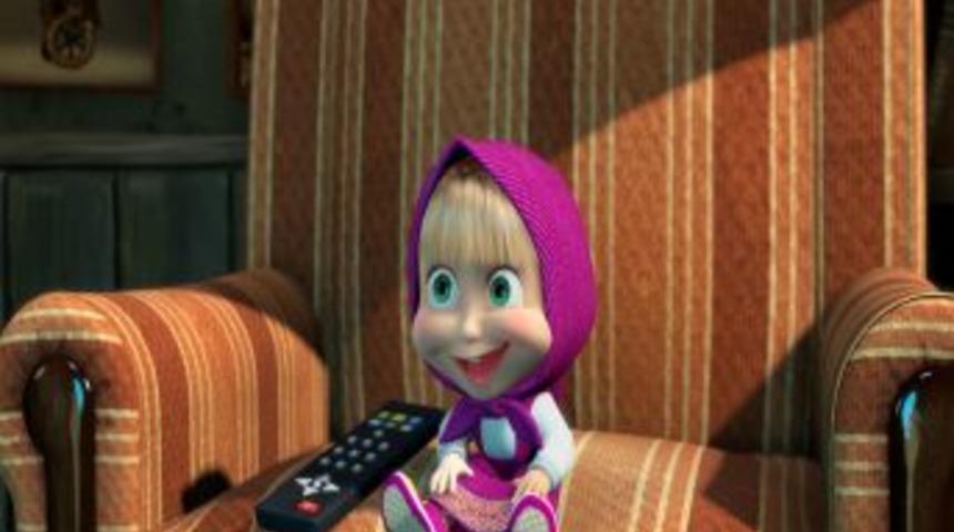 Uzun s&uuml;re televizyon izlemek g&ouml;z kuruluğunu ve miyobu tetikliyor